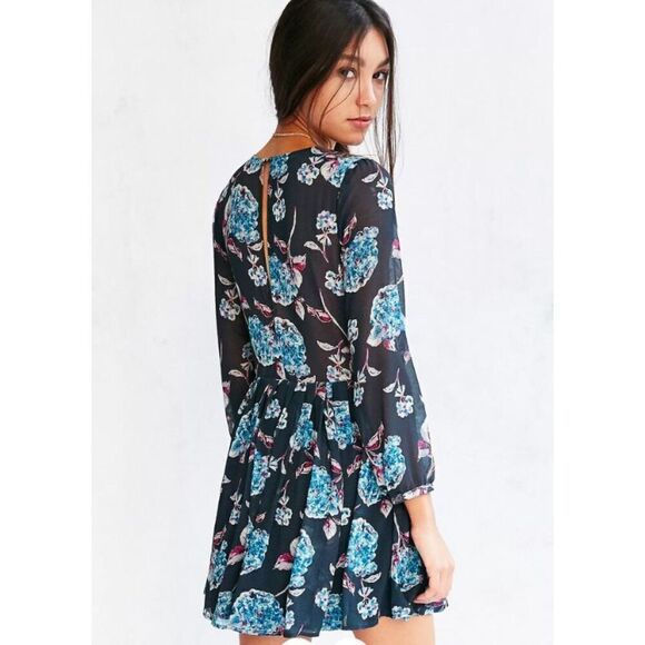 Kimchi Blue Nina Sheer Panel Dress Women's Gray Floral Aqua Pink Lined Size 4 - Picture 2 of 16